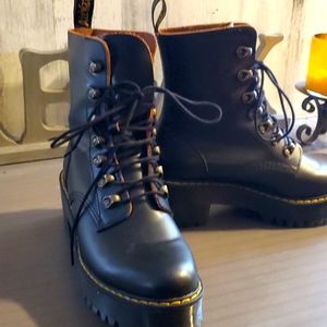 Black Dr. Marten Leona Boot